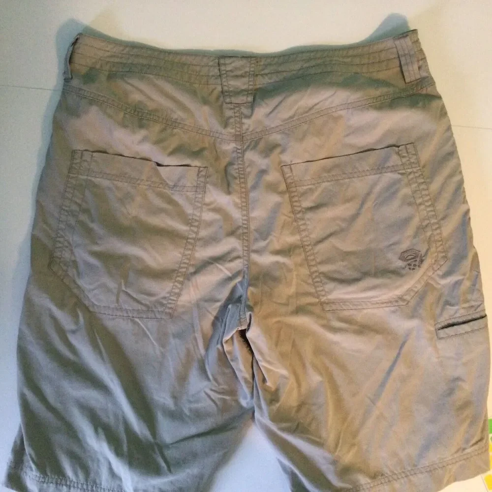 Mountain Hardwear Shorts Cargo Hiking Shorts Utility Size 36‎ Brown Beige
